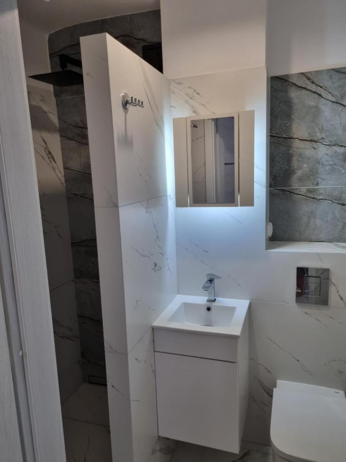 Strict Center Warsaw Comfortable Apartment, 10Th-Floor With Beautiful View On The Park And Skyscrapers, Free Wifi, Self Check-In/Out Dış mekan fotoğraf