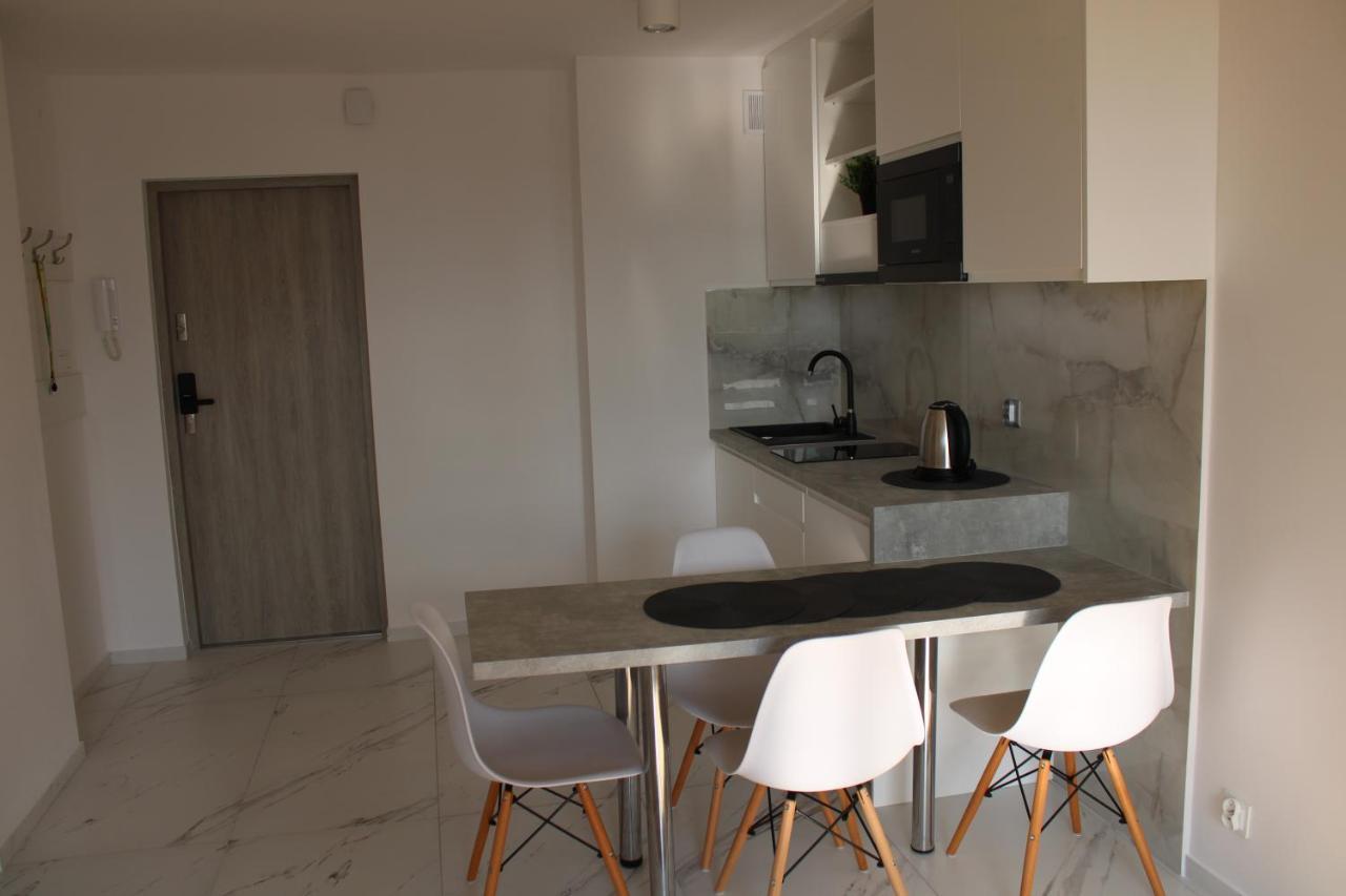 Strict Center Warsaw Comfortable Apartment, 10Th-Floor With Beautiful View On The Park And Skyscrapers, Free Wifi, Self Check-In/Out Dış mekan fotoğraf